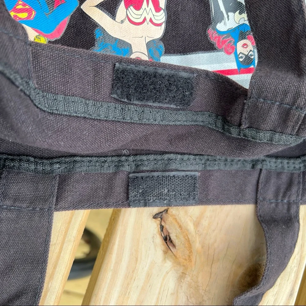 - DC Comics ‘Girls Rule’ Female Superhero Tote Bag! EUC!